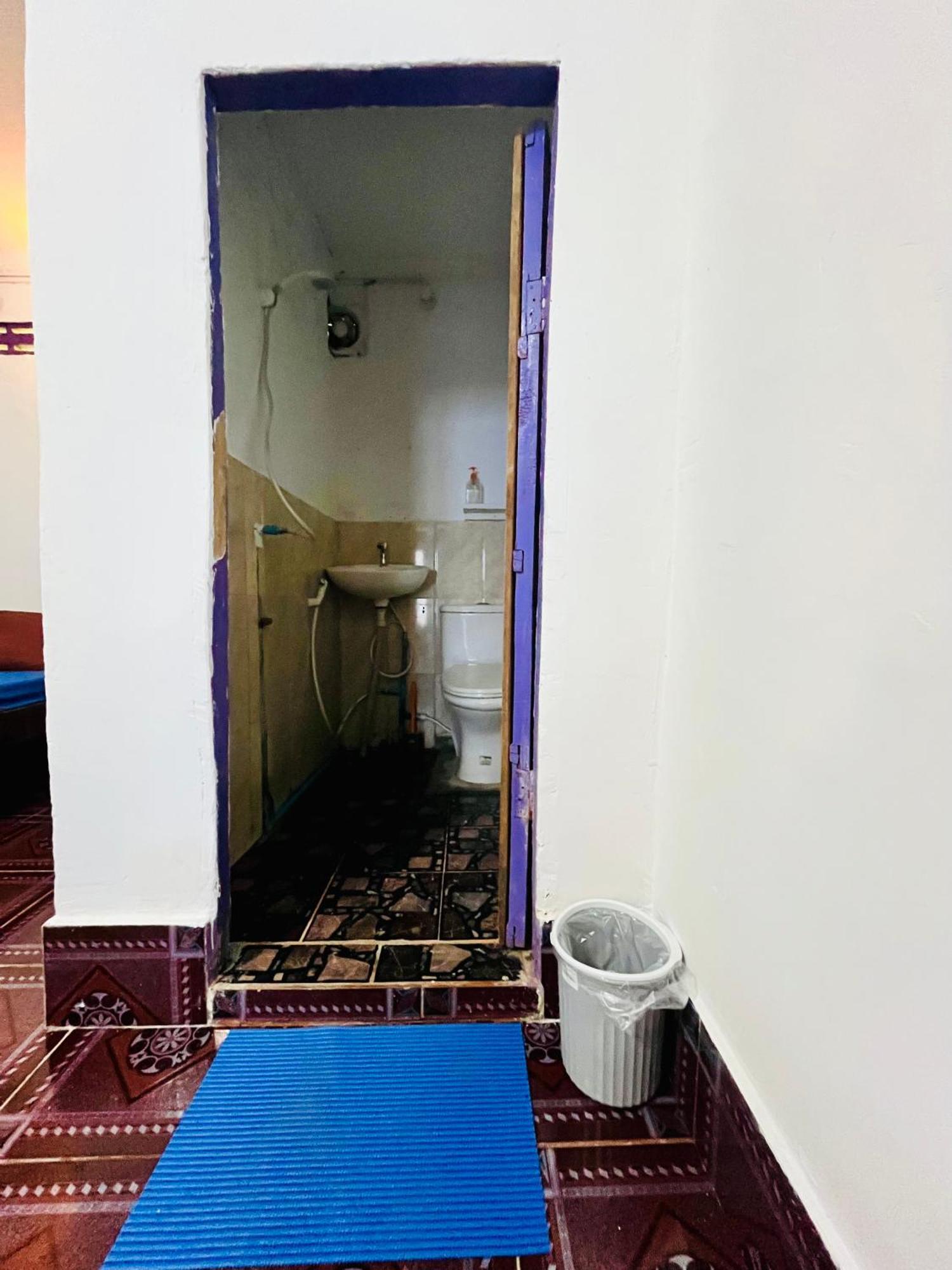 Happiness Guesthouse เกาะรงสำลน ภายนอก รูปภาพ