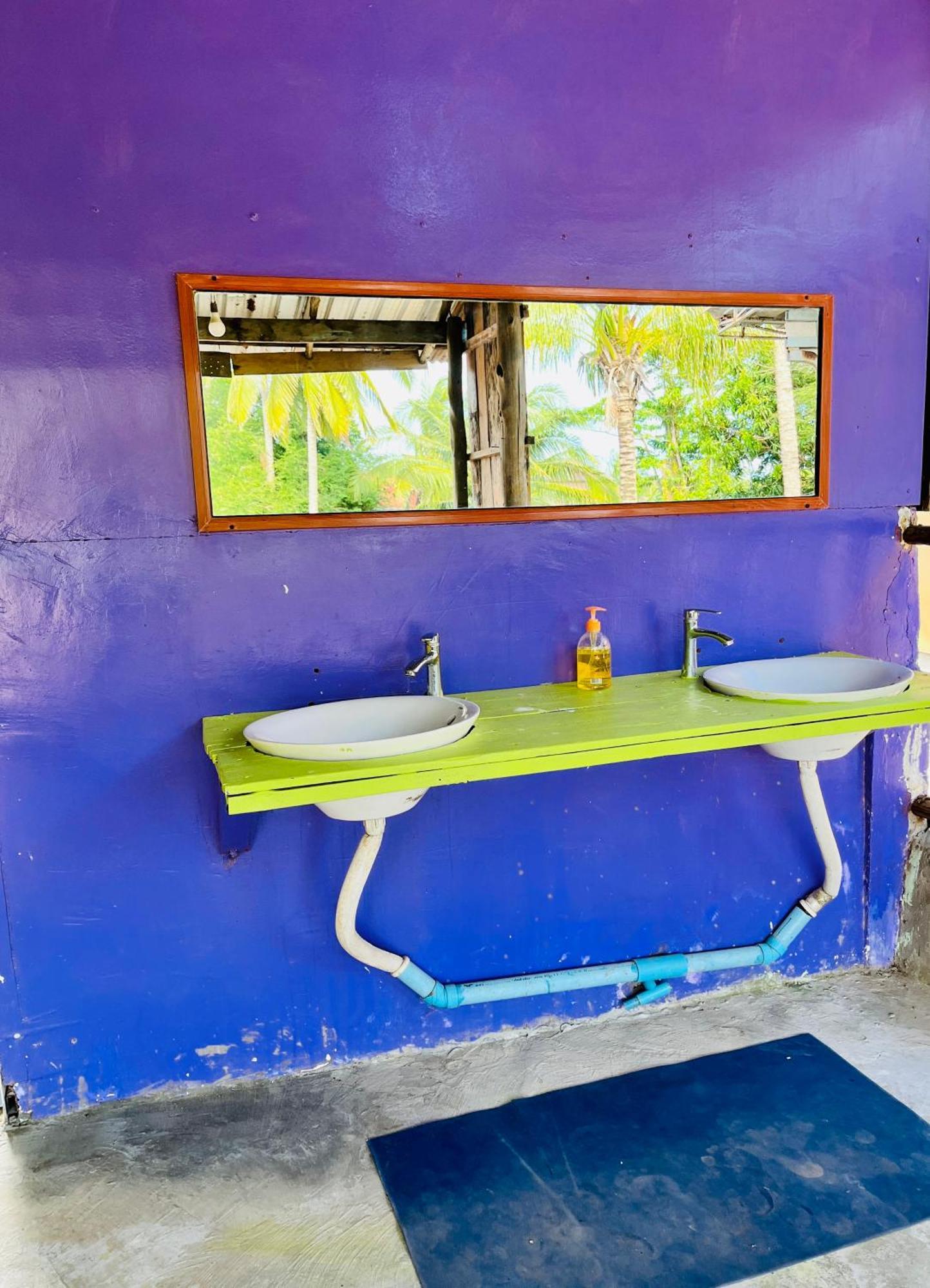 Happiness Guesthouse เกาะรงสำลน ภายนอก รูปภาพ