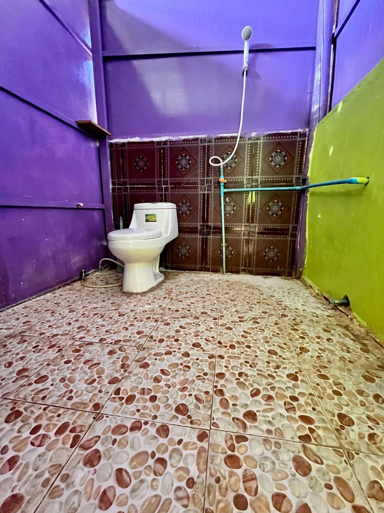 Happiness Guesthouse เกาะรงสำลน ภายนอก รูปภาพ