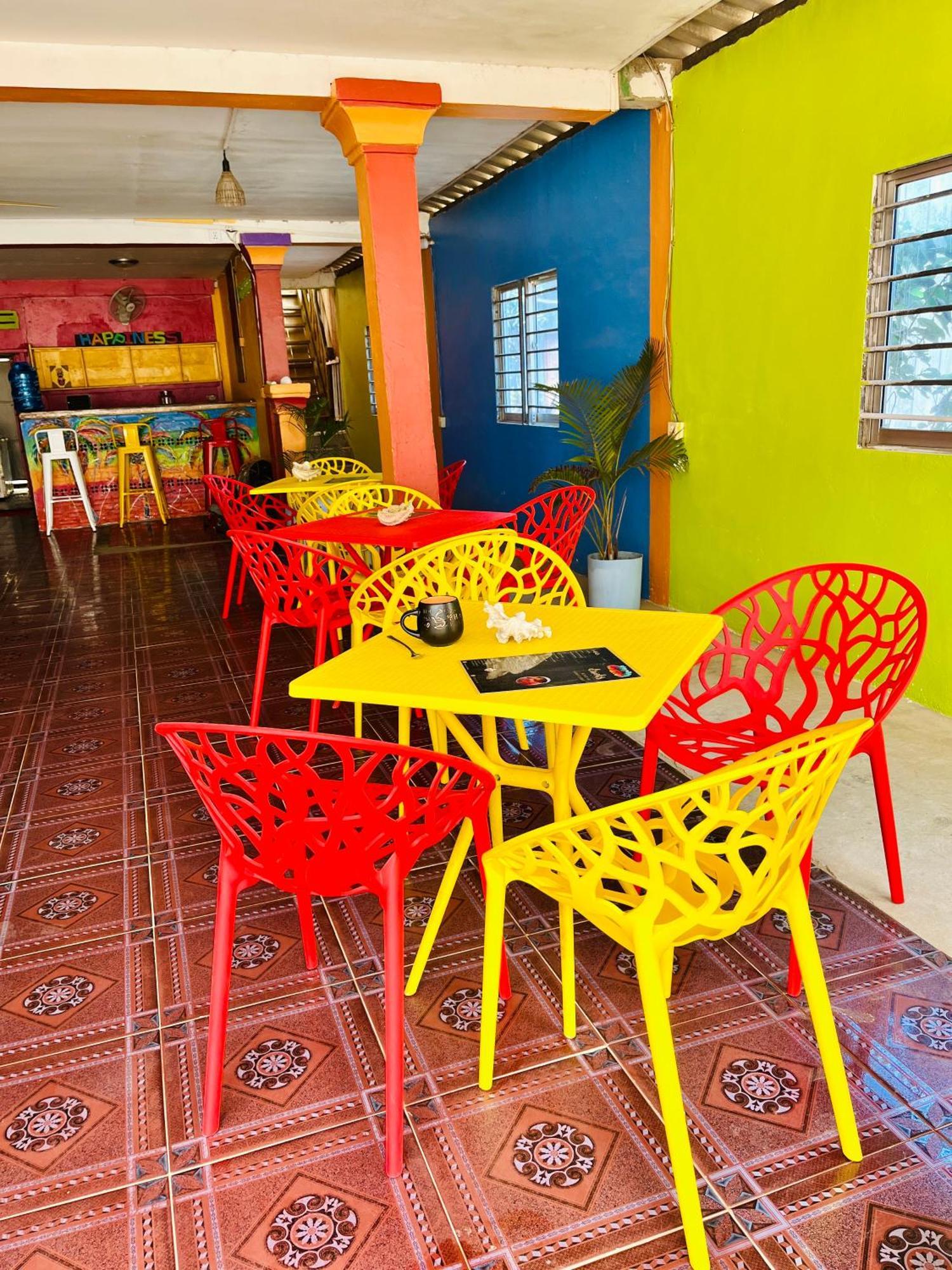 Happiness Guesthouse เกาะรงสำลน ภายนอก รูปภาพ